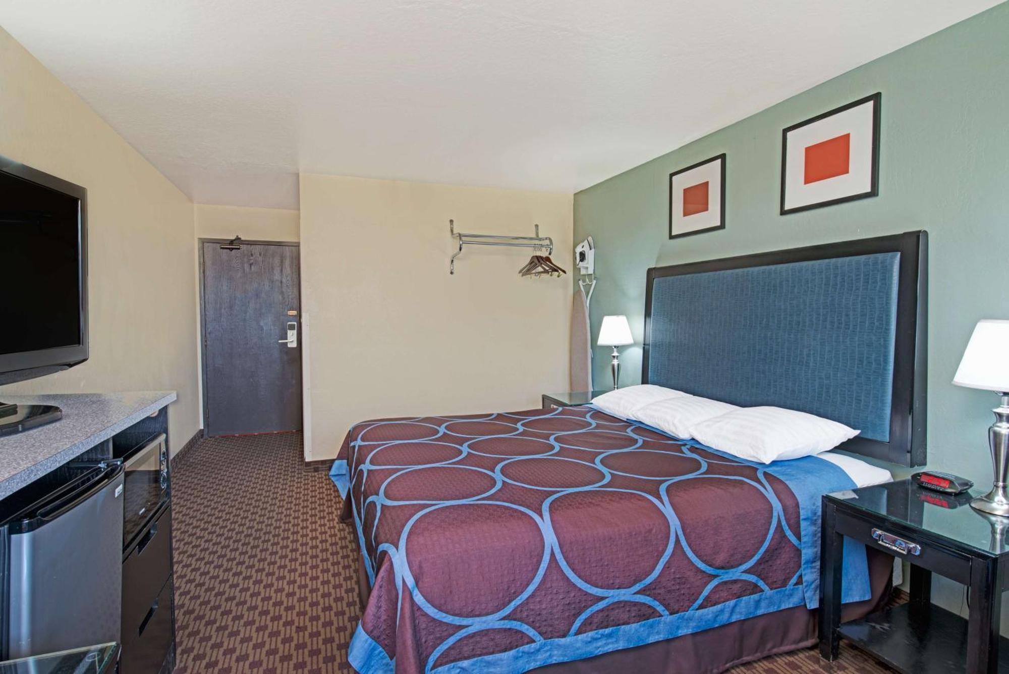 Super 8 By Wyndham Sacramento/Florin Rd Otel Freeport Dış mekan fotoğraf