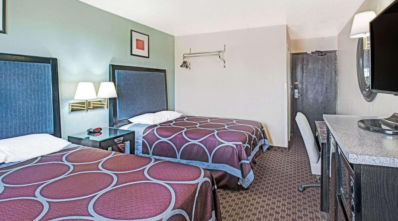 Super 8 By Wyndham Sacramento/Florin Rd Otel Freeport Dış mekan fotoğraf